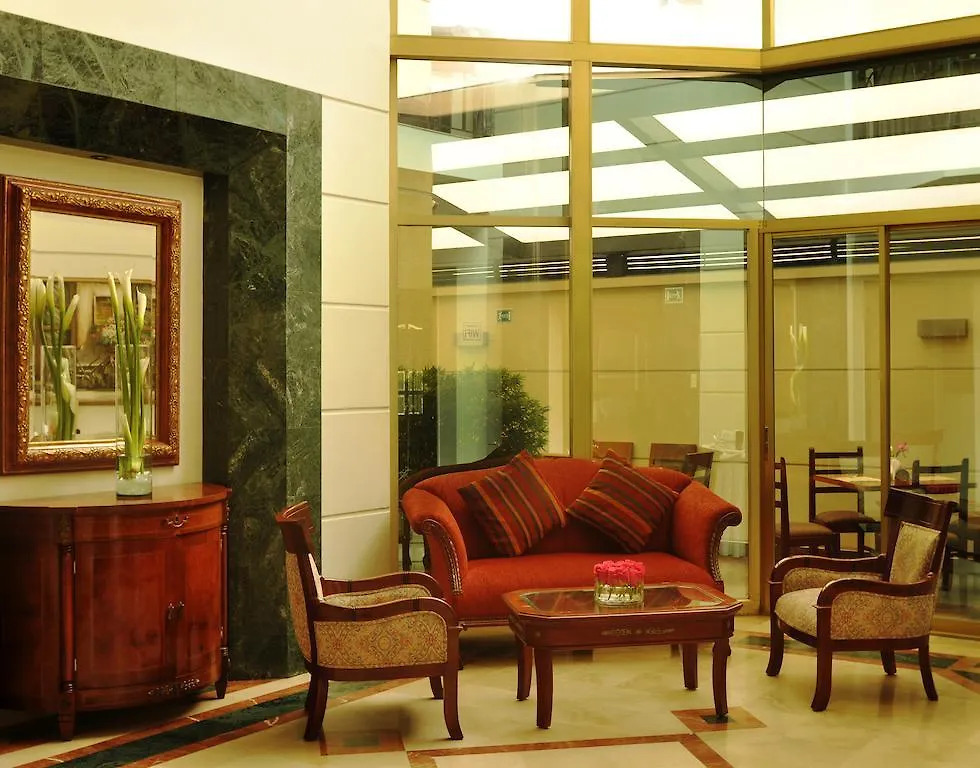 La Colina Suites Hotel Equador