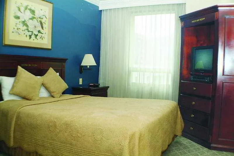 La Colina Suites Hotel  Quito