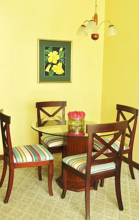 La Colina Suites Hotel Ecuador