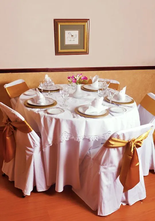 ****  La Colina Suites Hotel Ecuador